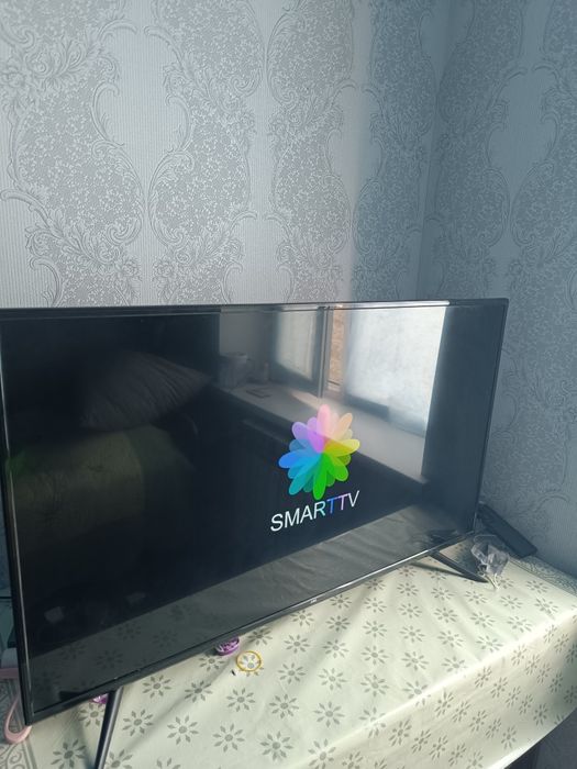 Срочное продаю телевизор хорошим состояние