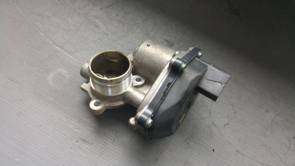 clapeta egr ddy 1.6 tdi seat leon ateca audi a3 8v skoda octavia 3 vw golf 7 dupa 2012 04l131501m