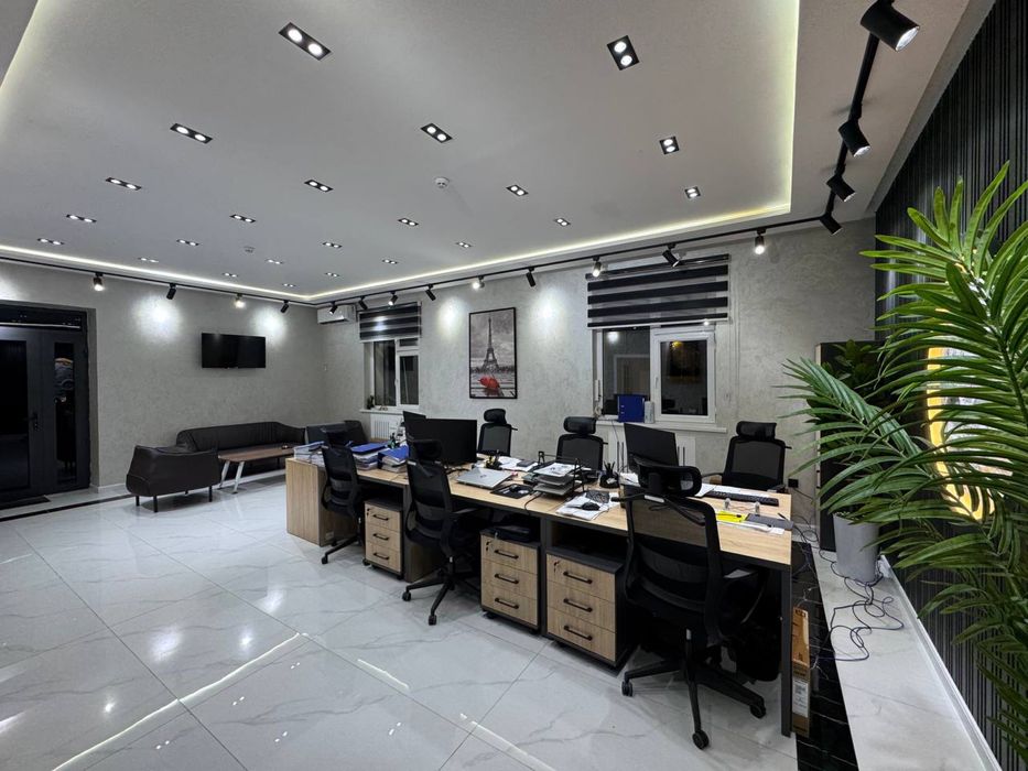 Аренда под Офис Ориентир Улица ШотаРуставели 115м2 2700$ торг