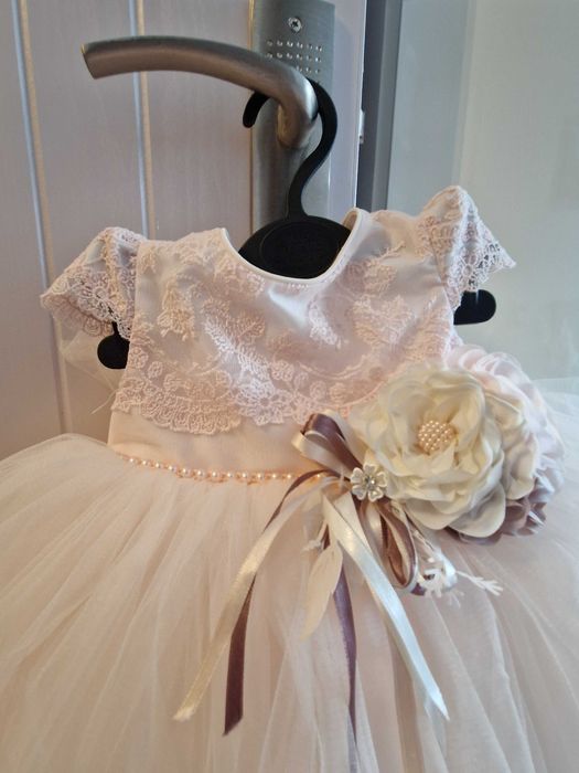 Rochite  bebe  botez