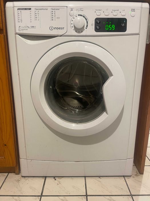 Пералня Indesit 7kg