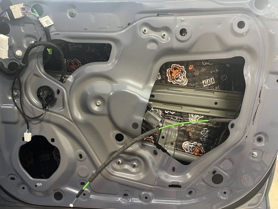 Шумоизоляция автомобиля 350$
