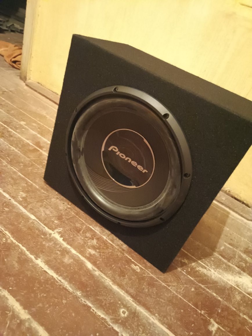 Pioneer 12-ка 400w ЧИСТО НОВА