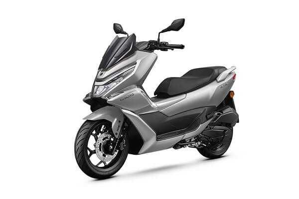 Новый скутер CFMOTO 150SC