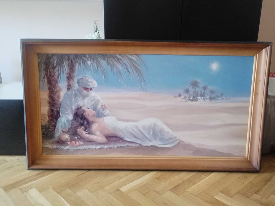 Картина с масивна дървена рамка