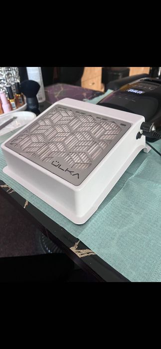 Aspirator praf  ulka tiny unghii