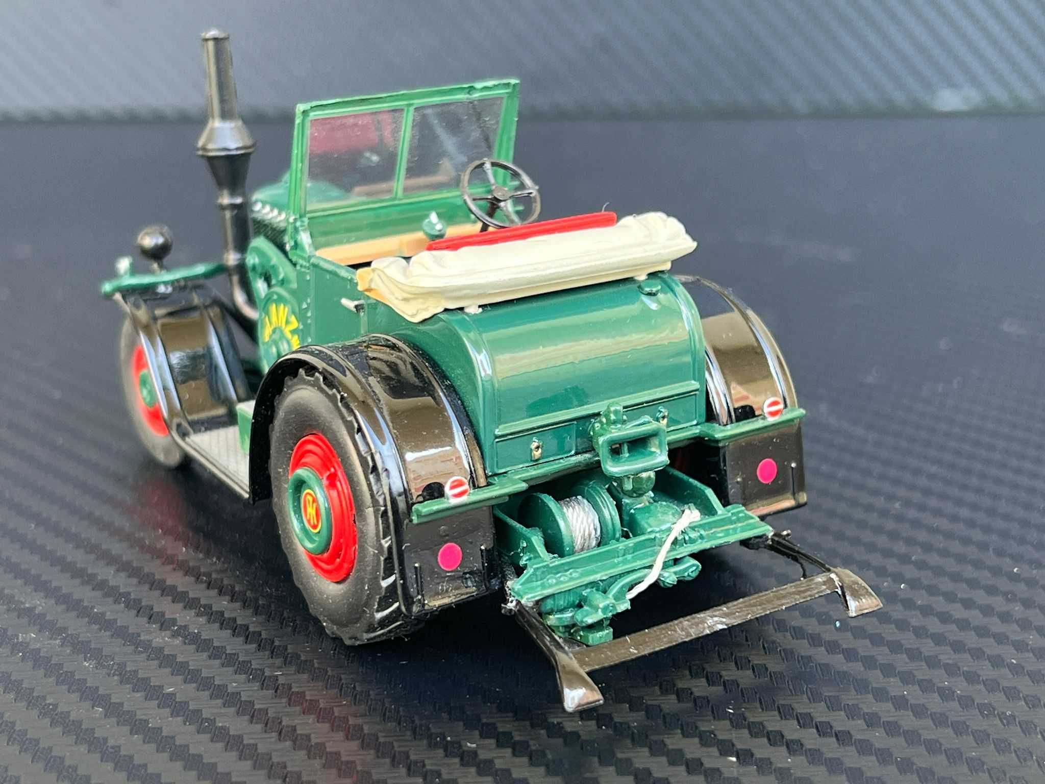 Macheta 1/43 Schuco Tractor Lenz Eilbulldog