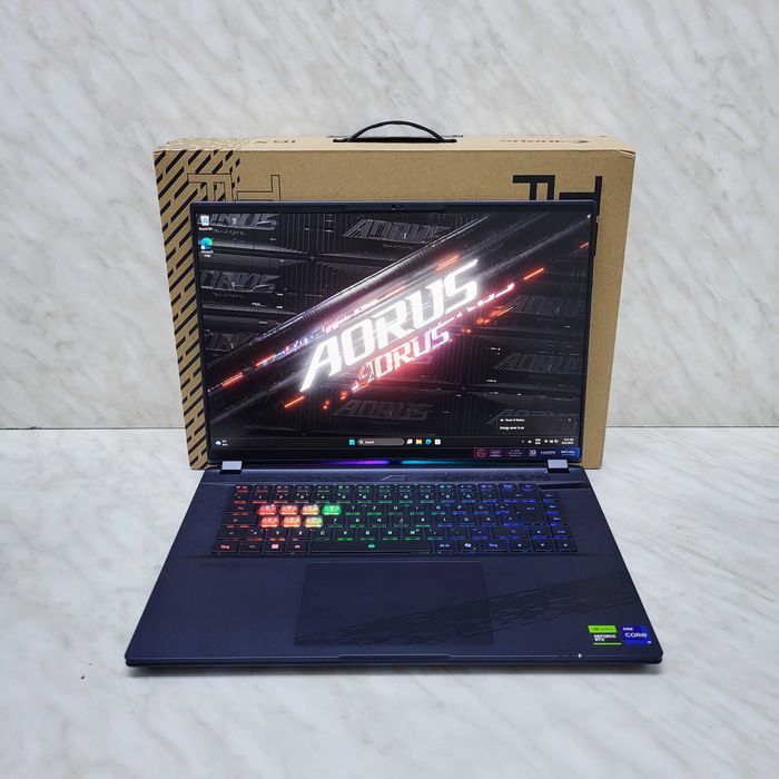 Laptop Gaming AORUS 16X i9-14900HX 32GB  2x1TB SSD Nvidia RTX 4070 8GB