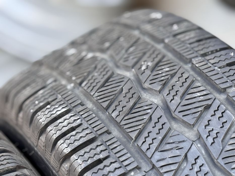 235/65/R16 Hankook Winter LV 4бр зимни бус dit3123