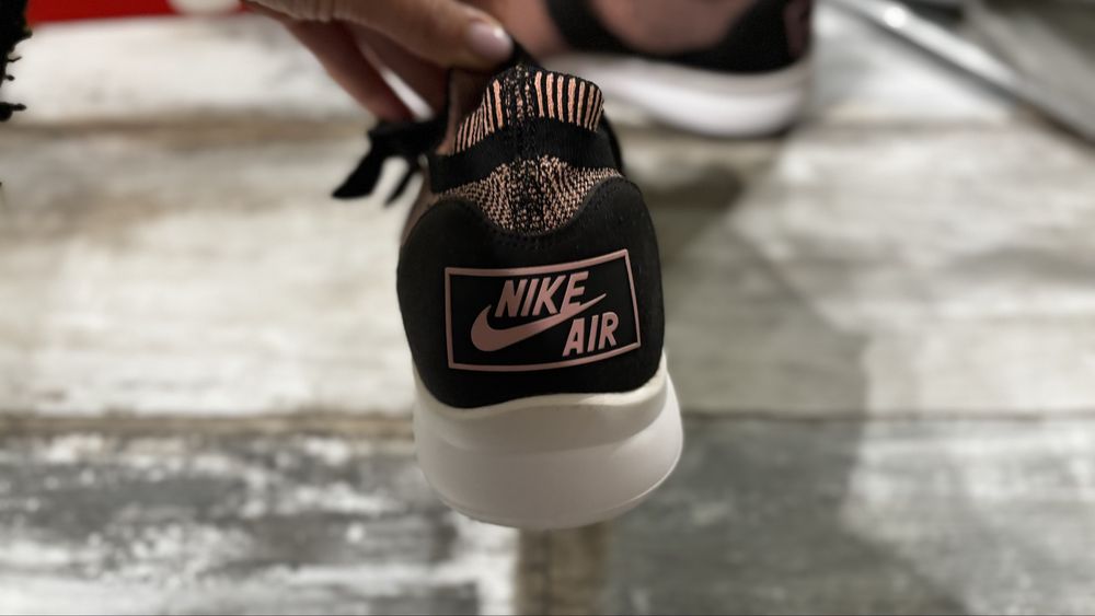 Маратонки Nike Air Sock Racer Ultra Flyknit