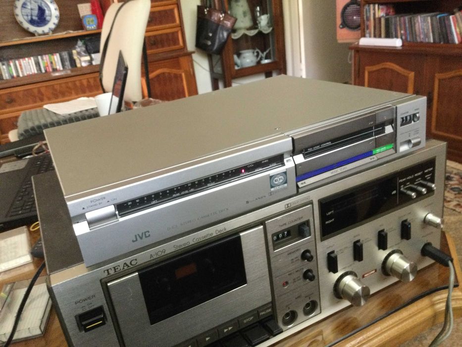 Deck  JVC d-e3 cu sertar