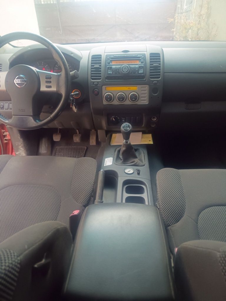 Nisan Navara an fab.2006 ,motor 2500.