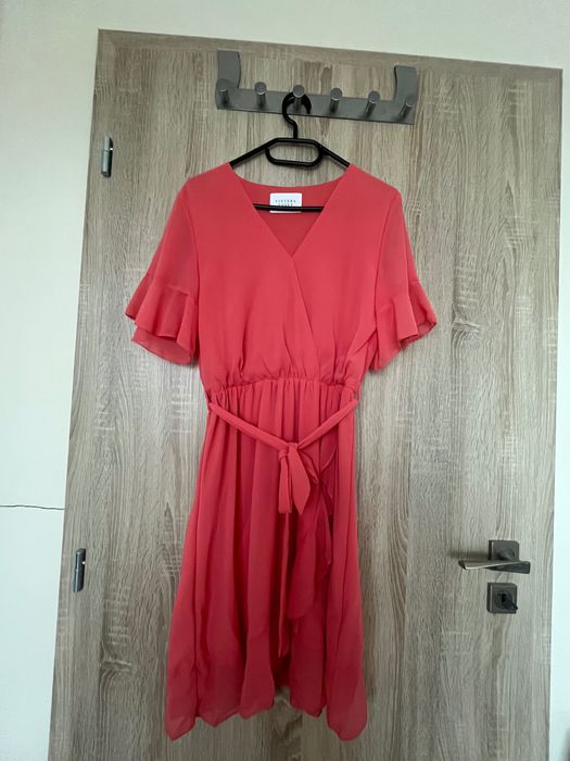 Различни рокли - BSB, BOBO, Aniston S, Exclusive и др