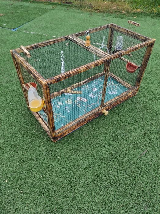 Vând cuști papagali Iași