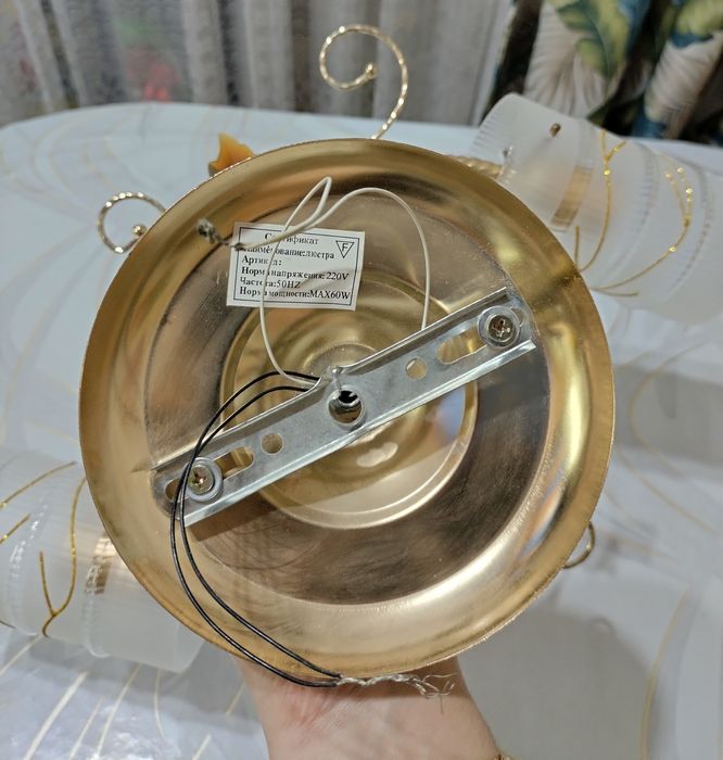 Люстра в спальню