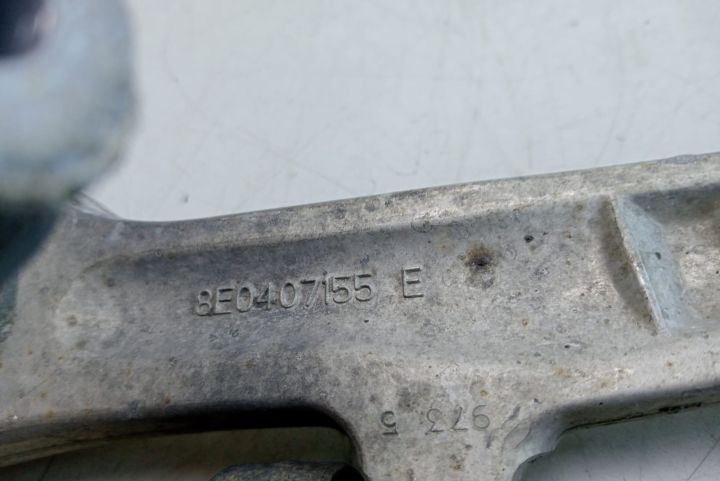Brat suspensie dreapta fata   8E0407155E Audi A4 B6