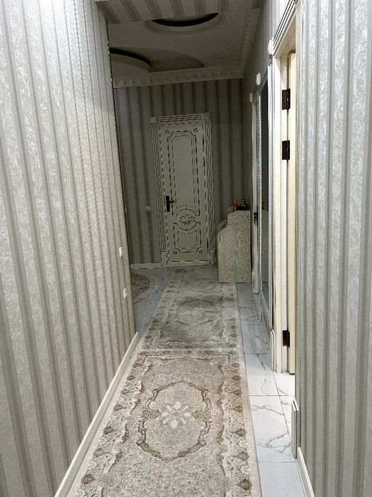 Ibn Sino 3xonali uy sotiladi 89kv 3 etaj