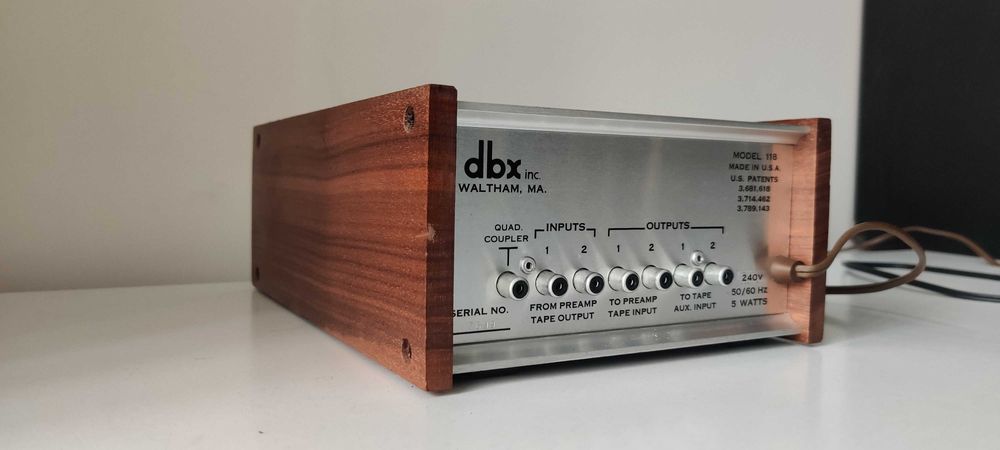 DBX 118 dynamic enhancer expand compress limit threshol USA mixer