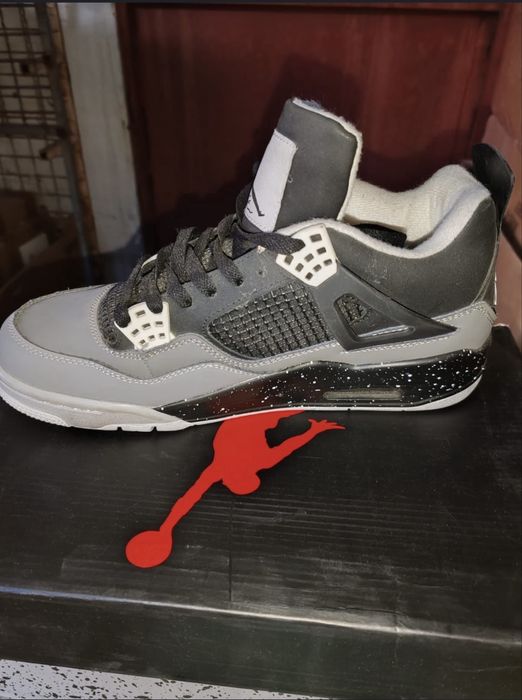 Jordan 4 Retro Fear
