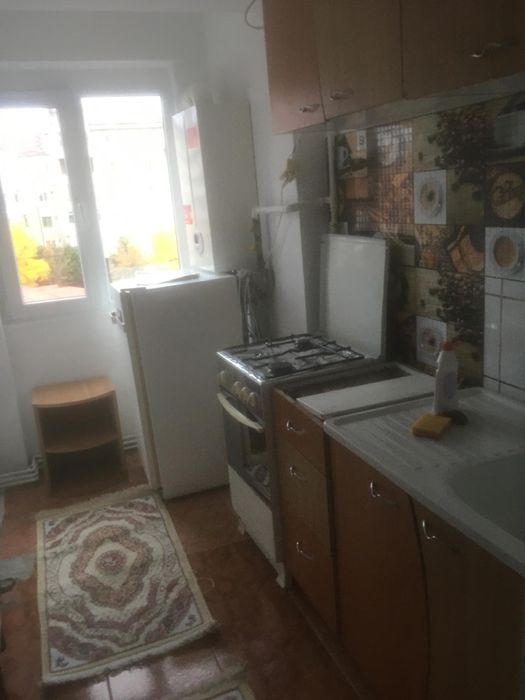 Apartament 2camere de inchiriat in targovite