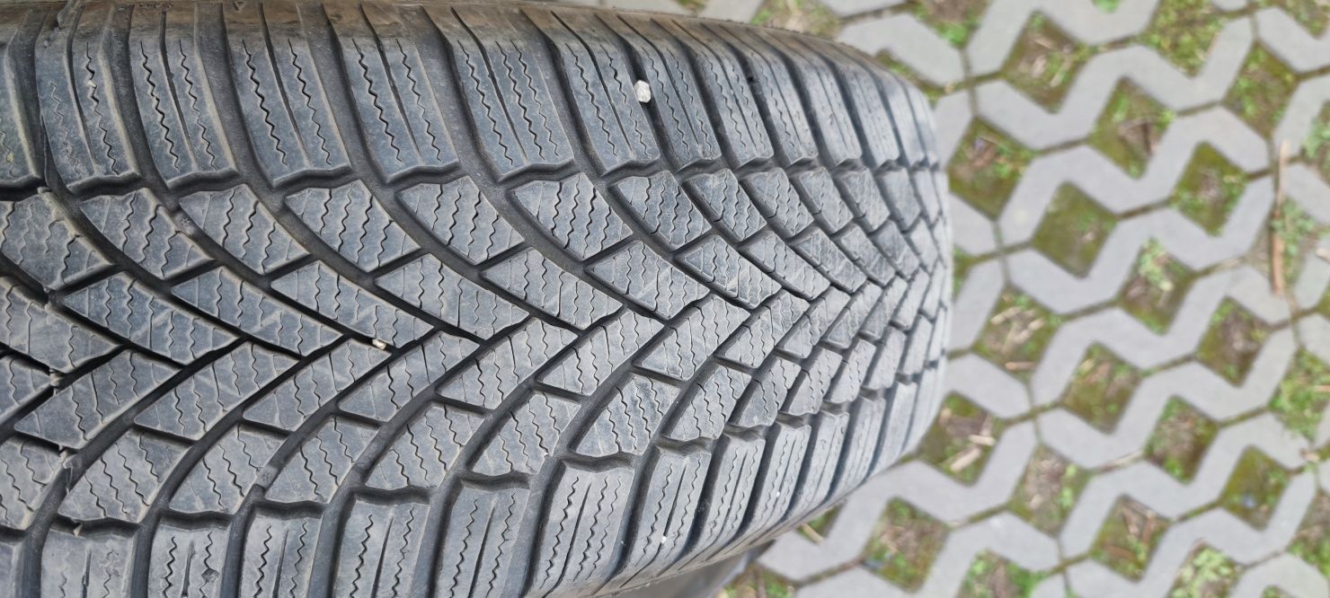 4 зимни  гуми BRIDGESTONE BLIZZAK LM005 225/65 R17 102H