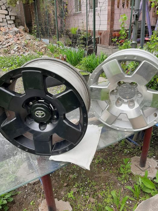 Продам родные диски FJ CRUISER