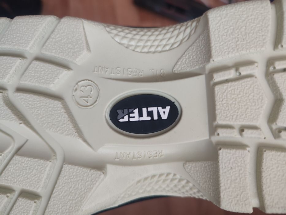 Спец. Обувь 43 размер