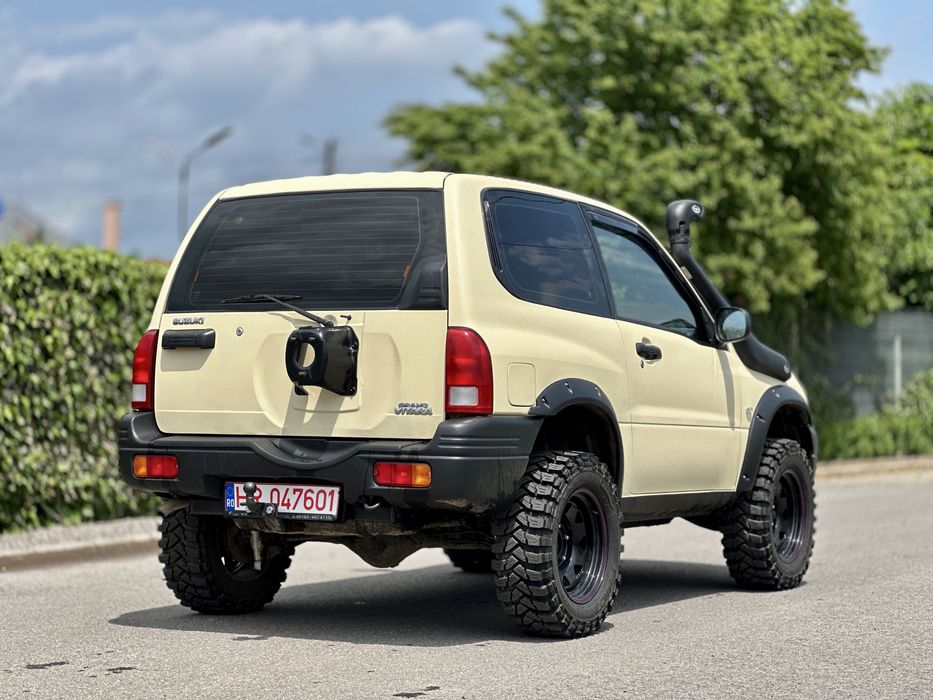 Suzuki Grand Vitara 2.0 Benzină 136cp