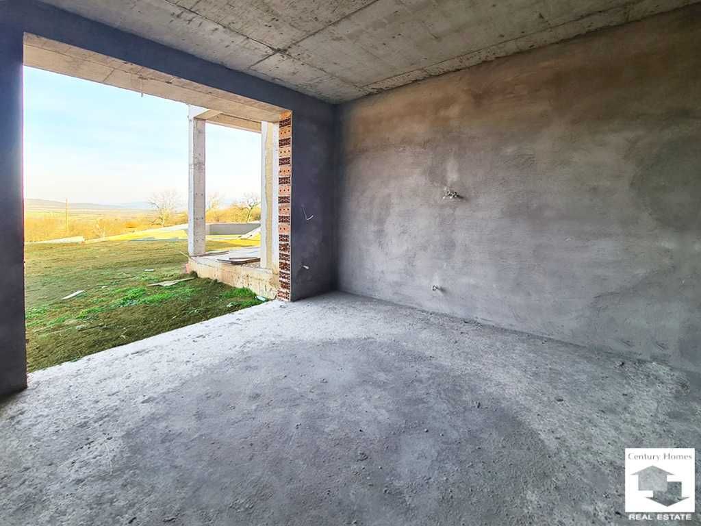 Продава се Къща в с. Пчелище, Област Велико Търново - 520 кв.м за 722 €/кв.м - Снимка #7