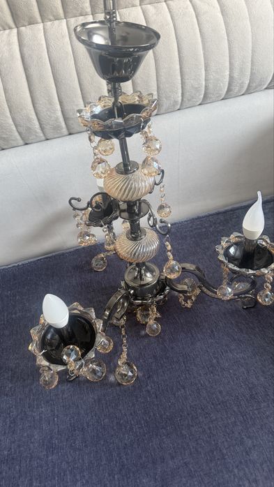 Продам люстру. В хорошем состоянии