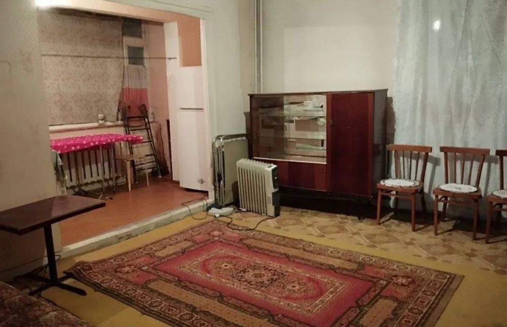Юнусабад 6 квартал 1в2 килинган 1 этаж срочно
