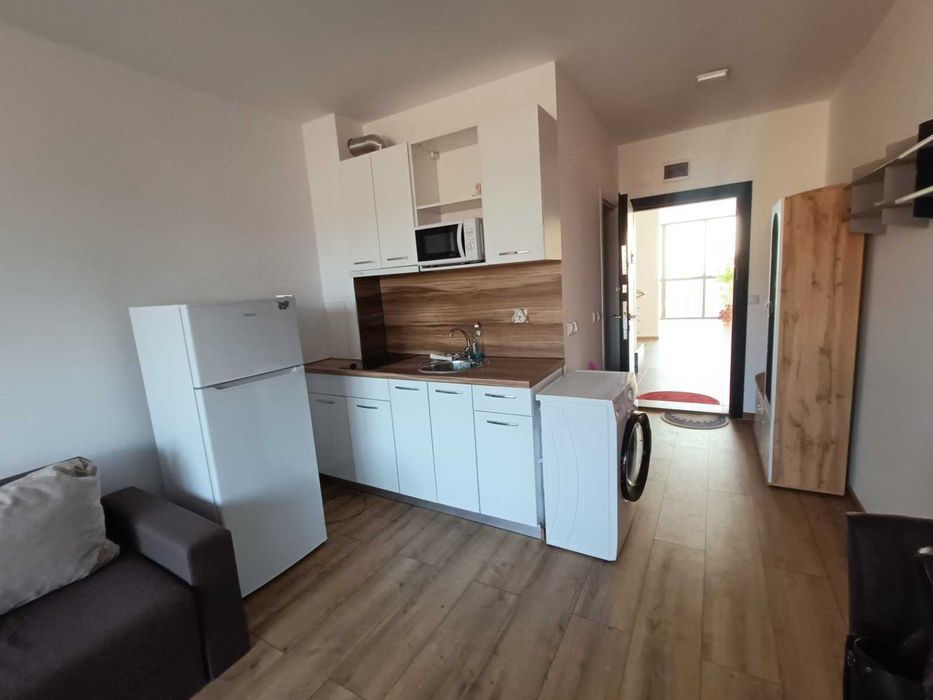 Продава се Едностаен апартамент в Свети Влас - 35 кв.м за 1572 €/кв.м - Снимка #3