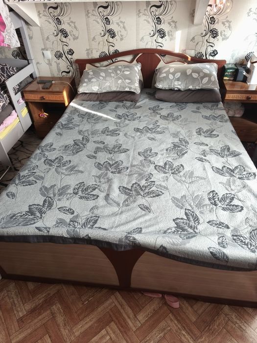 Продаю кровать б/у в хорошем состоянии, без матраса