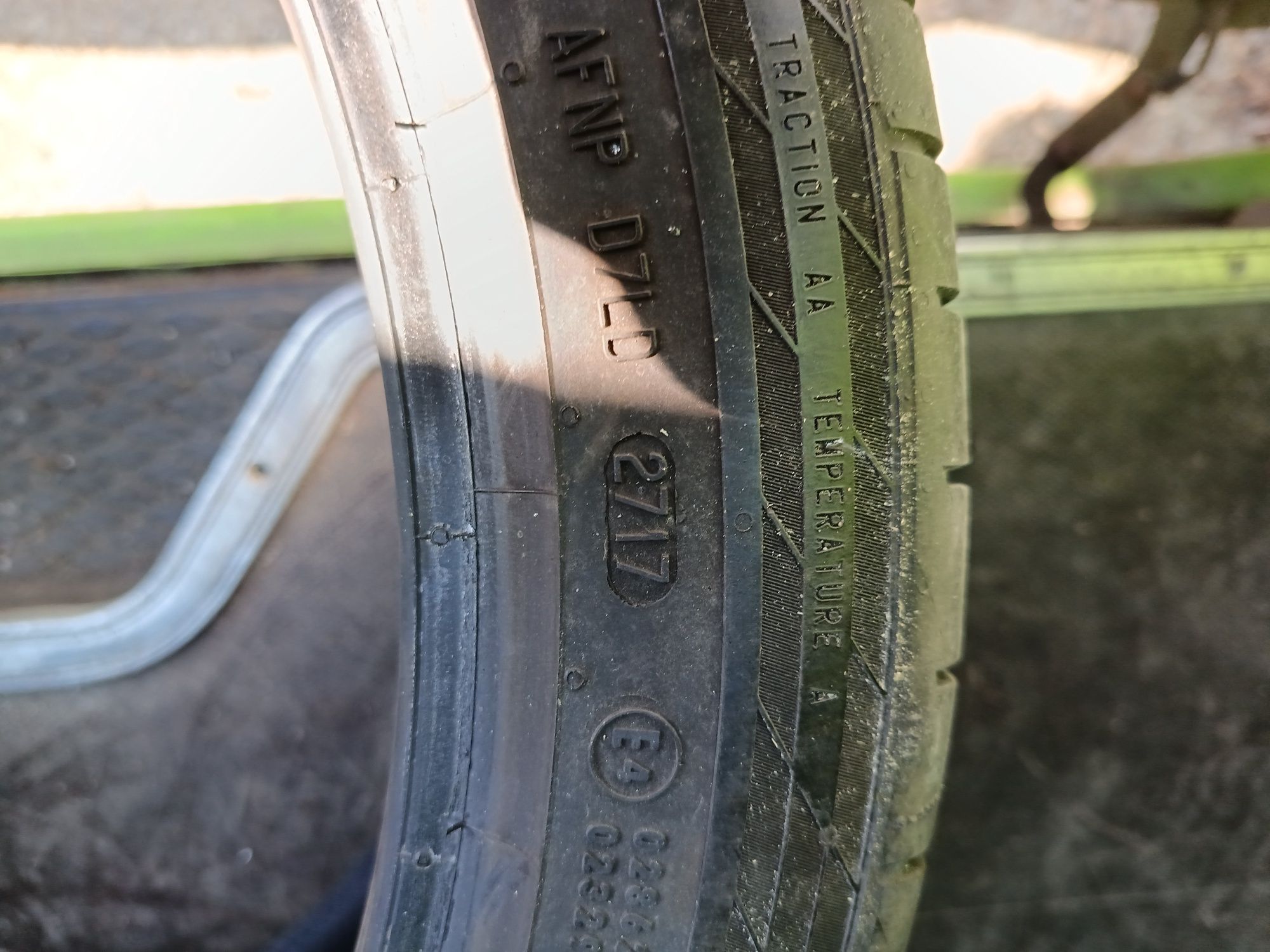 Anvelope vara 255 40 20 continental 2017 5mm