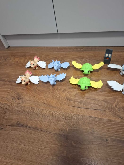 Figurine Adopt me , Mc donald noi