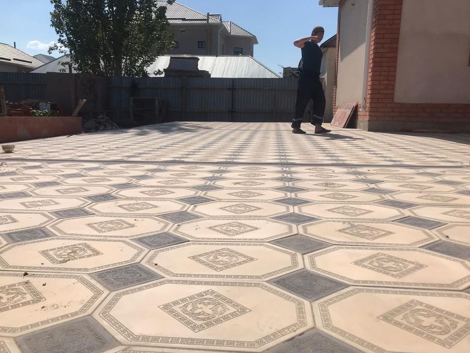 Укладка Брусчатка,бардюры1800тг 10 жылдық опыт бар  бурчатка