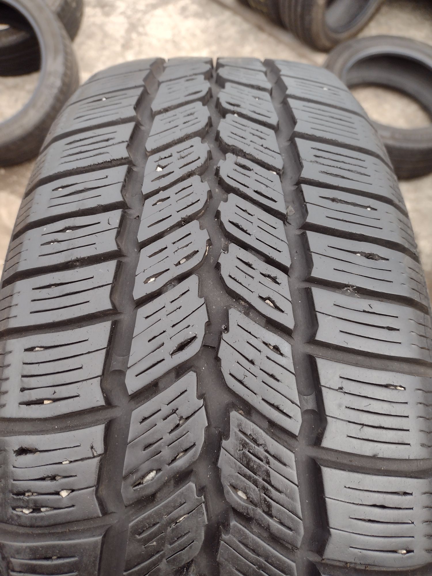 Перфектни 4бр.215/65/15С Michelin Agilis dot1816