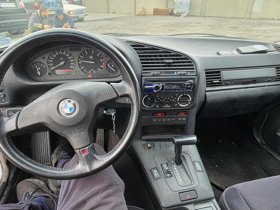 BMW 320 I в перфектно състояние