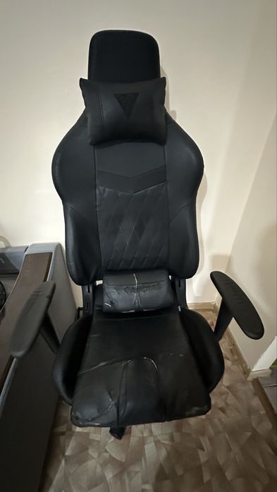 Компьютерное кресло игровое 8000