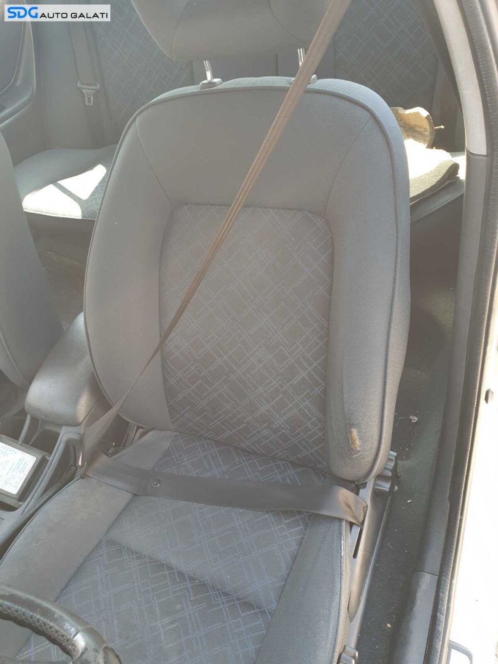 Scaun Stanga Fata Sofer Textil Fara Incalzire Toyota Avensis T22 1997 - 2003 [C0847]