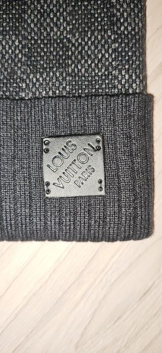 Caciula Louis Vuitton