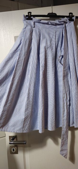 Fuste, de piele și material