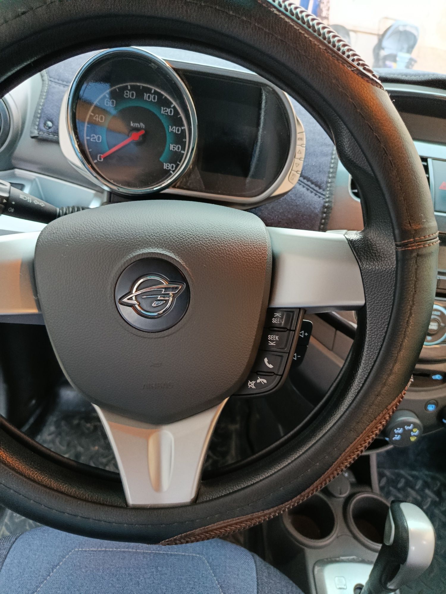 Продается Spark Ravon R2