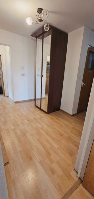 Vand apartament 2 camere