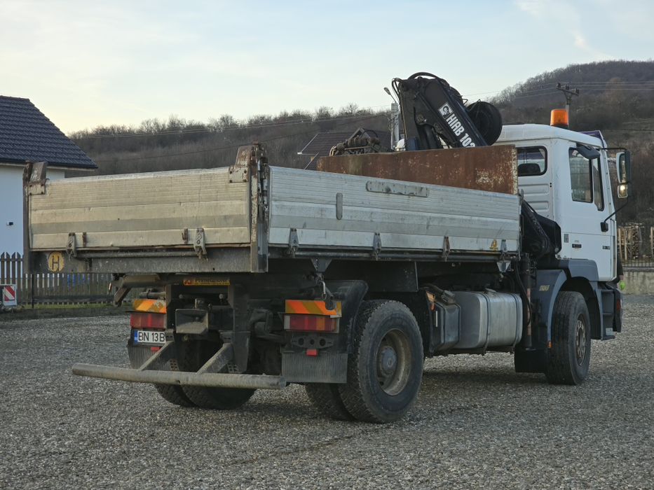 Camion 4x2 MAN Steyr 4x2 basculabil cu macara HIAB 102