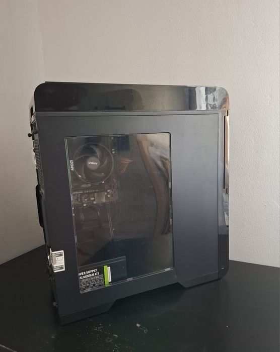 Sitem PC + Monitor Lenovo(Le vand și separat)