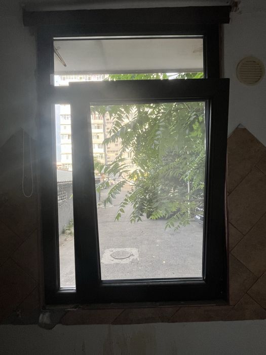 Ferestre termopan in stare foarte bună!