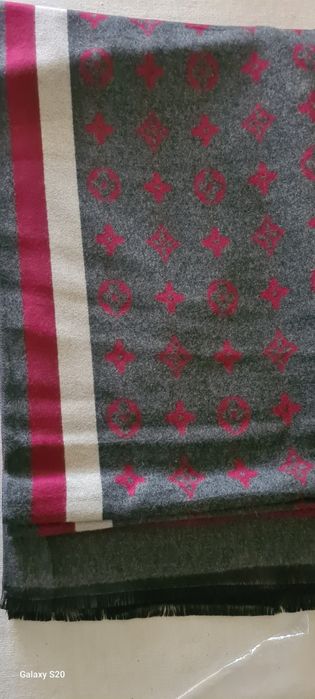 Шарф, палантин новый из кошемира