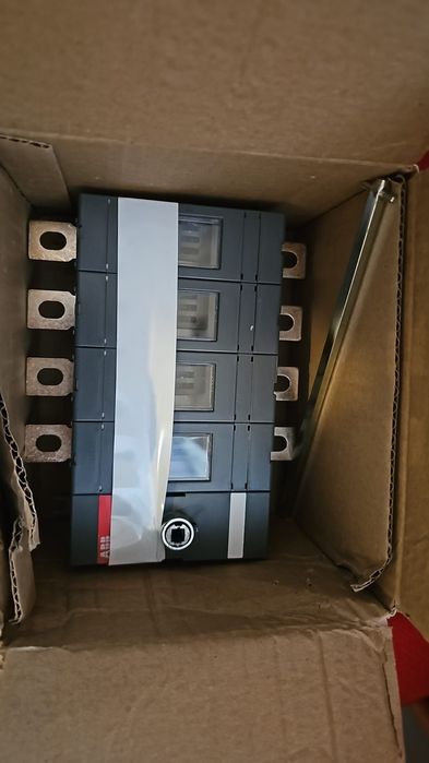 Comutator sarcină intre două surse!pret 500 ron!