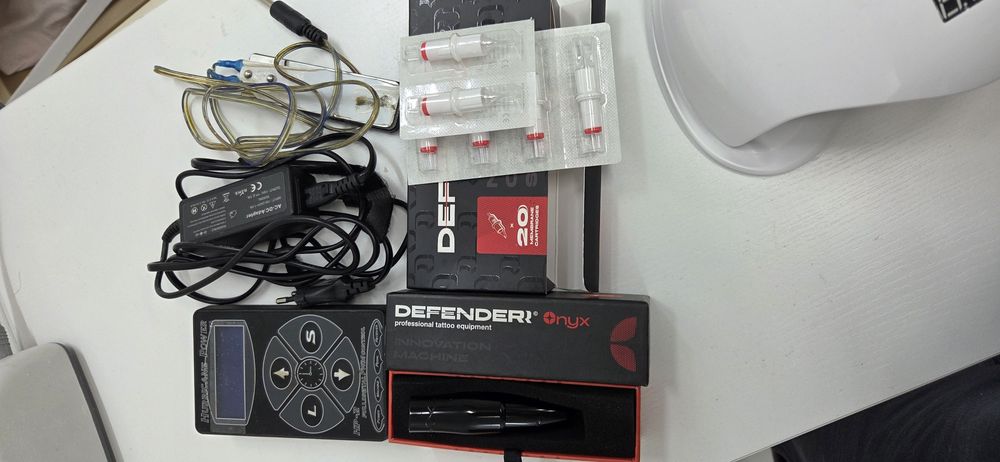 Продам тату машинку Defender onyx и